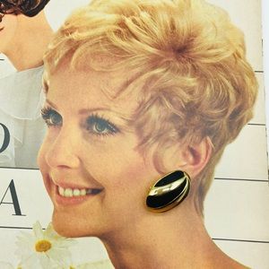 Vintage 50's 60's Retro Gold Black Enamel Oval Clip-on Earrings